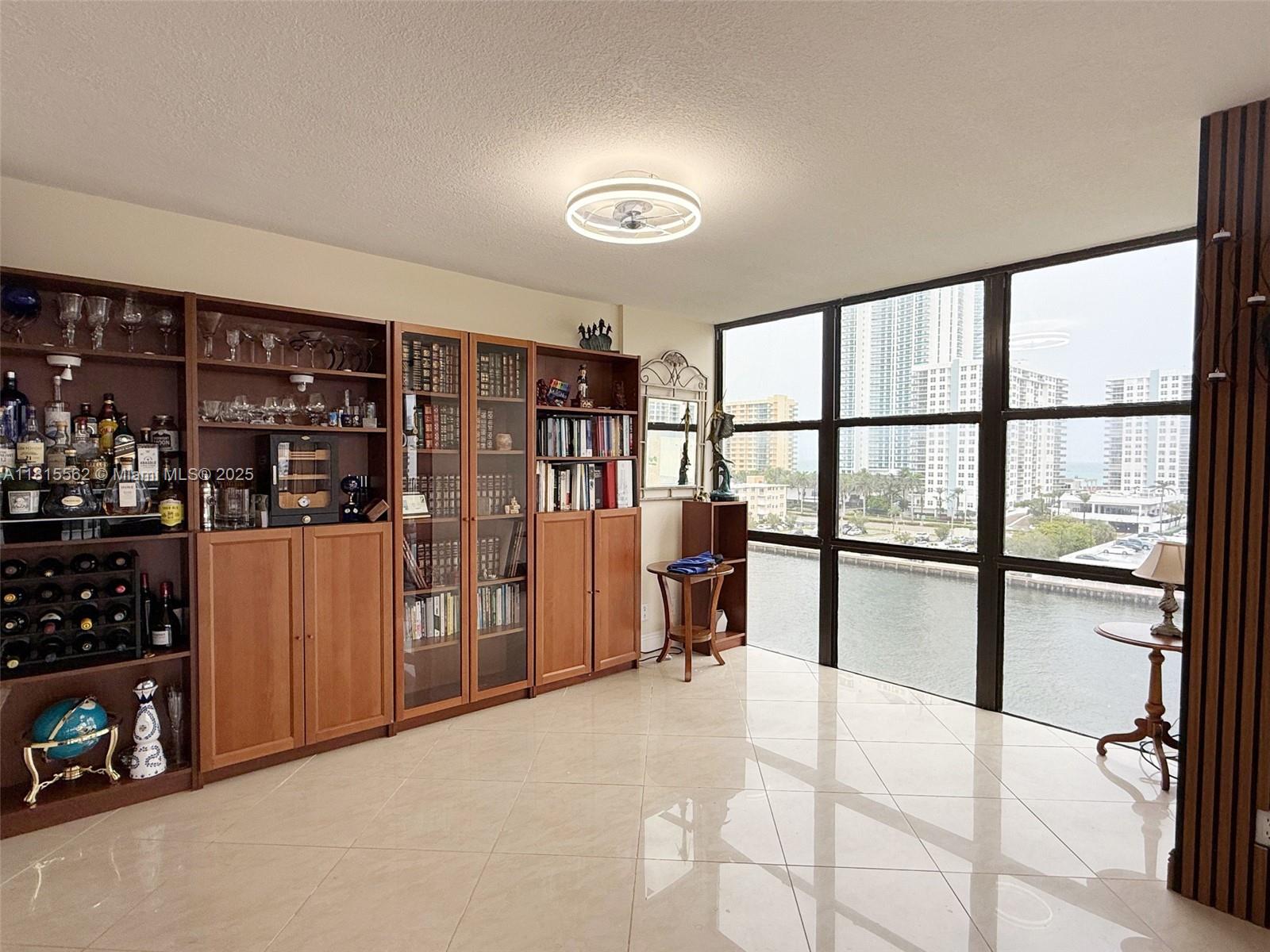 OCEANVIEW PARK CONDO - Residential