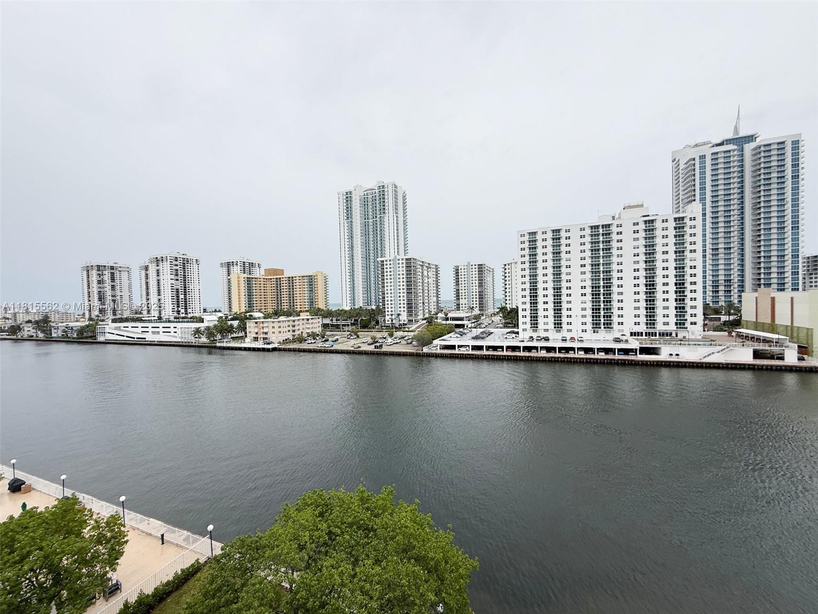 OCEANVIEW PARK CONDO - Residential