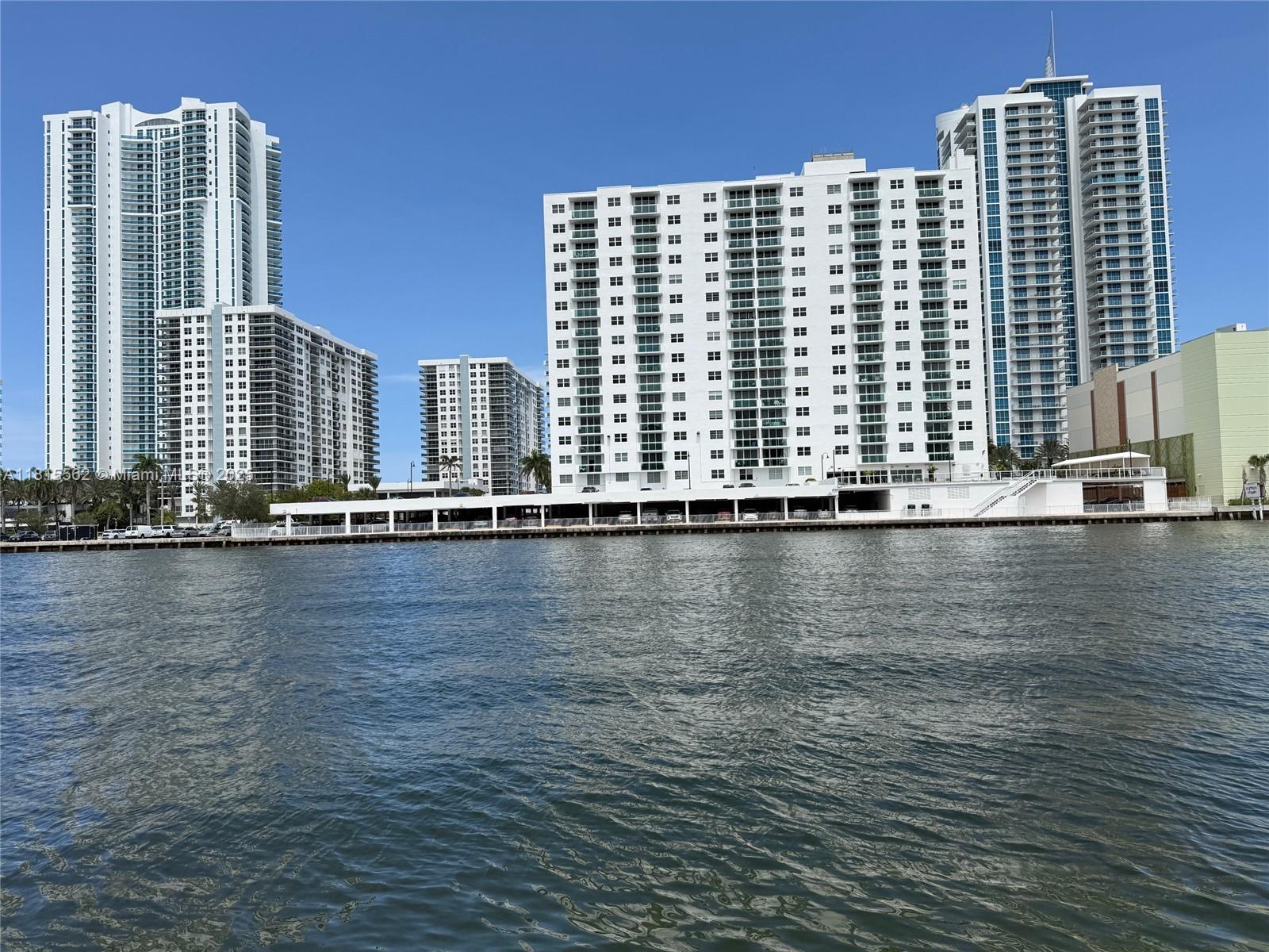 OCEANVIEW PARK CONDO - Residential