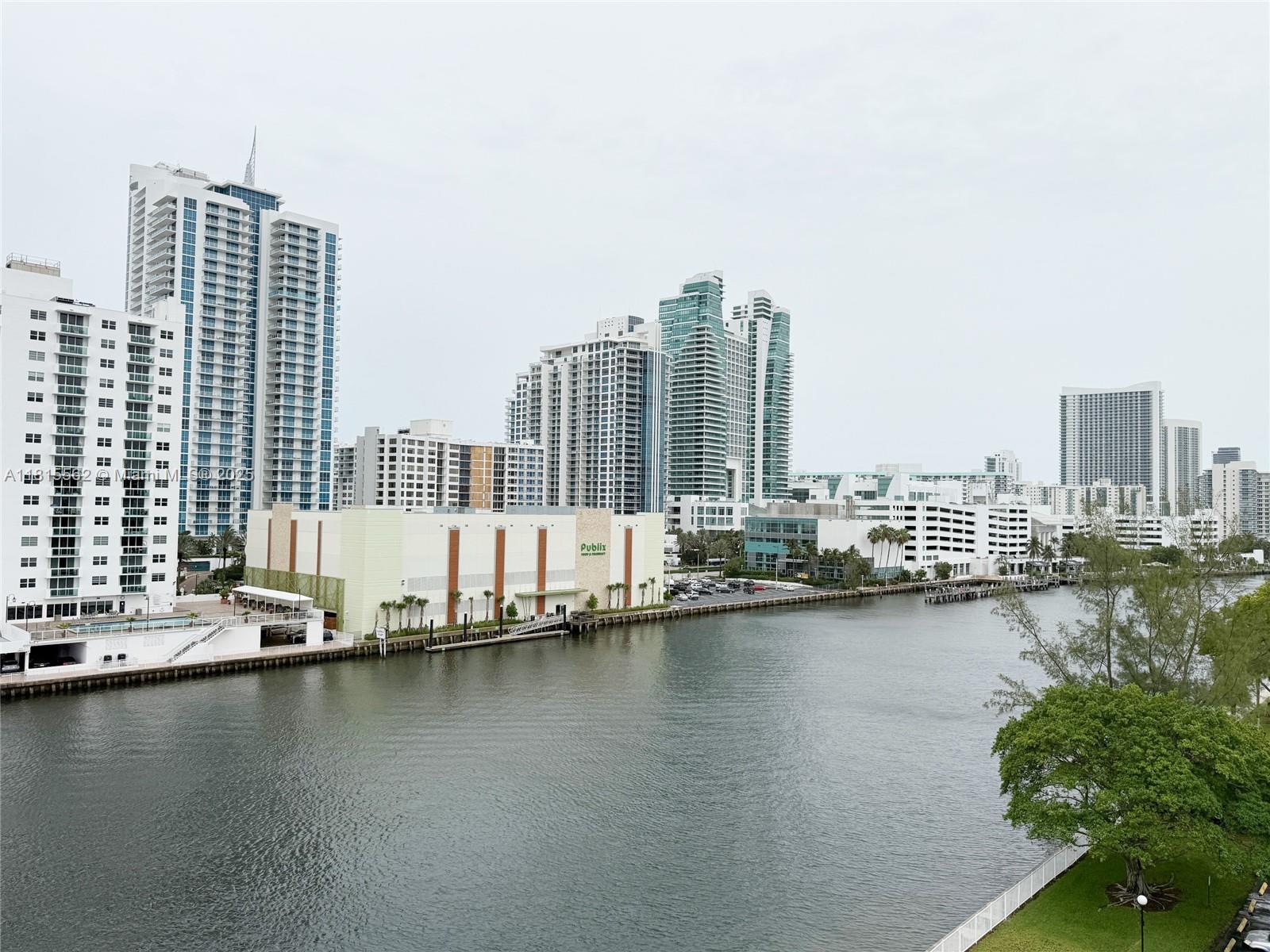 OCEANVIEW PARK CONDO - Residential