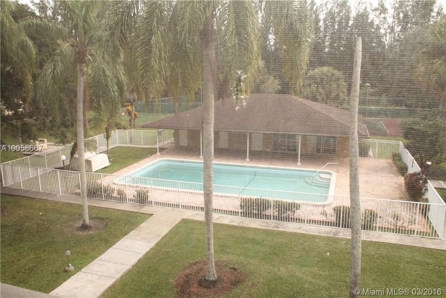 PLEASE DRIVE-BY THE COMMUNITY PRIOR TO REQUESTING A SHOWING, AS PER ASSOCIATION PROP MANAGER BUILDING WORK IS IN PROGRESS. THIS UNIT FEATURES A SPACIOUS CONDO OVERLOOKING THE POOL AREA FROM THE SCREENED BALCONY, TILED THROUGHOUT, CENTRALLY LOCATED CLOSE TO SCHOOLS, HIGHWAYS AND SHOPPING. BACK ON THE MARKET DUE TO PREVIOUS APPLICANT DENIED BY ASSOC...