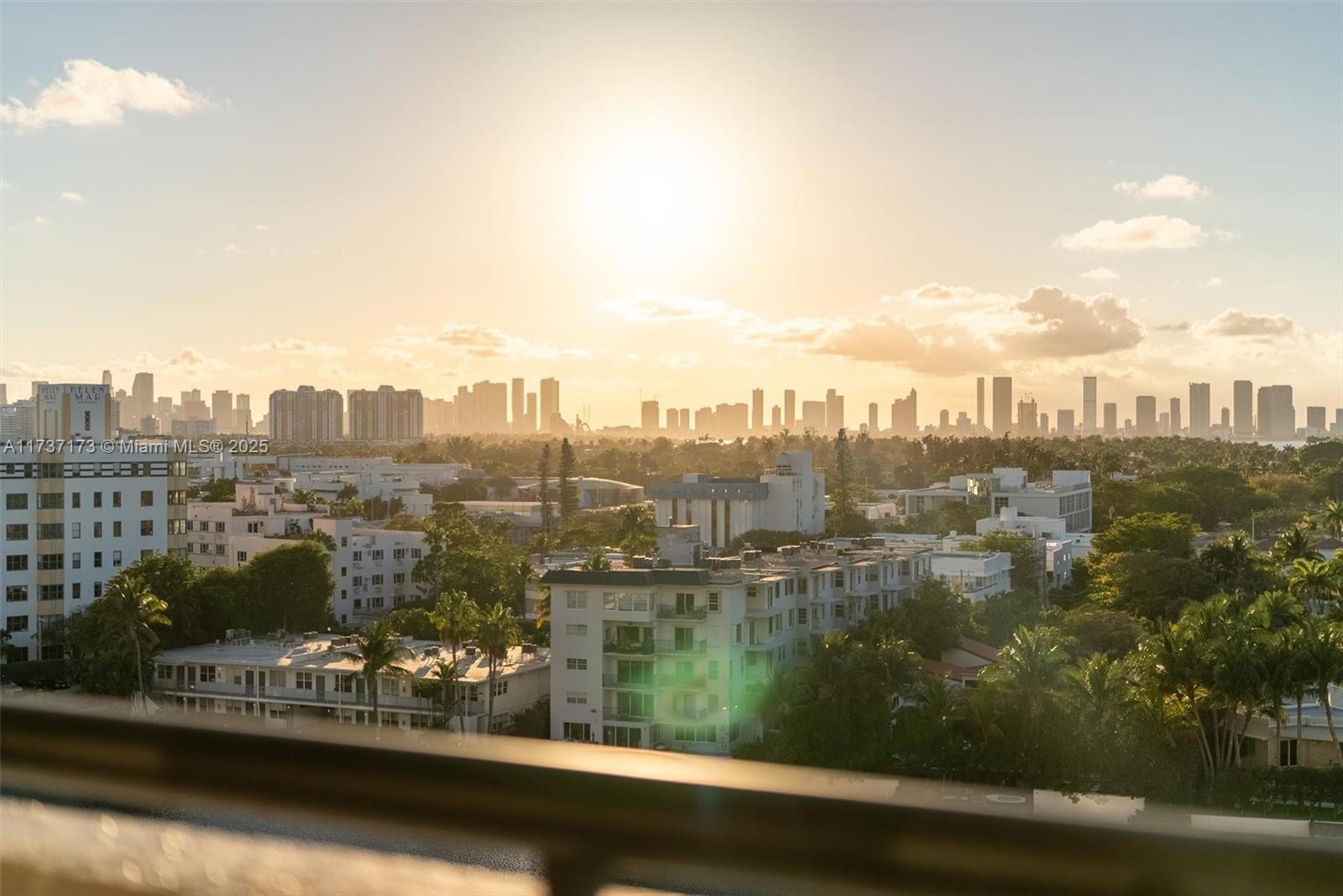 CLUB ATLANTIS CONDO - Residential