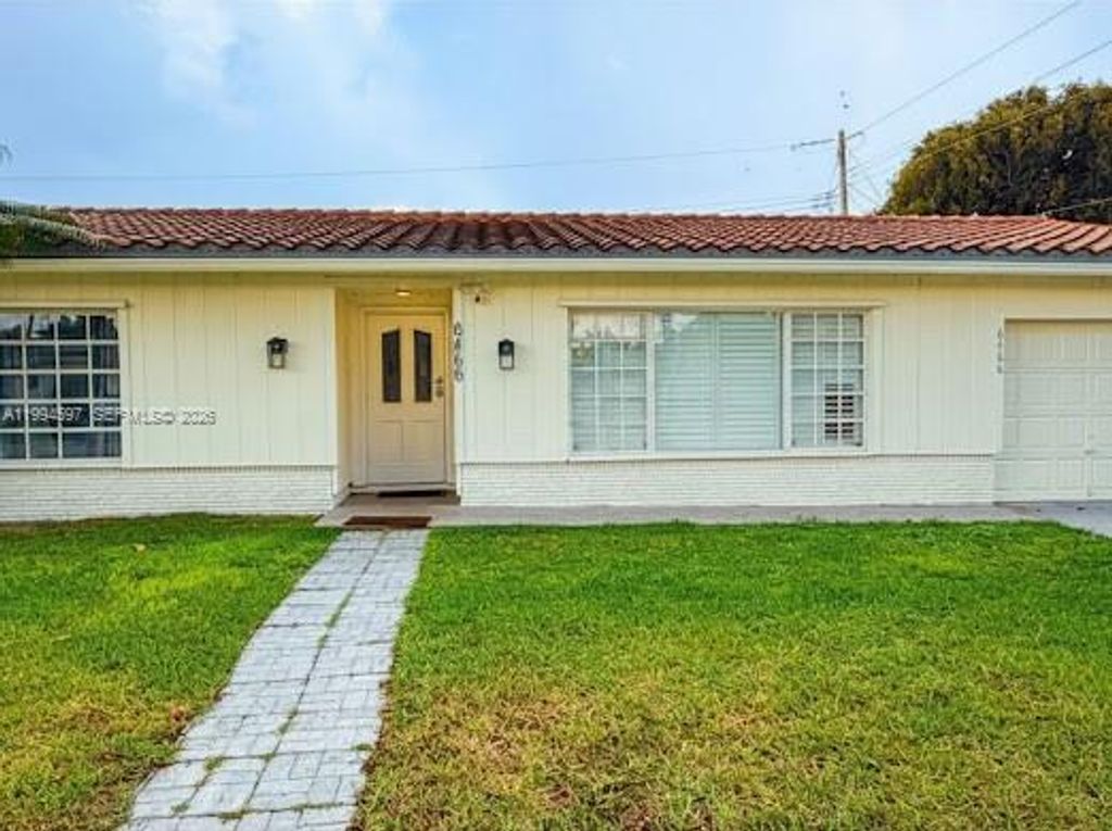 Photo of 6466 NW 20th St, Margate, FL 33063 (MLS # A11994597)