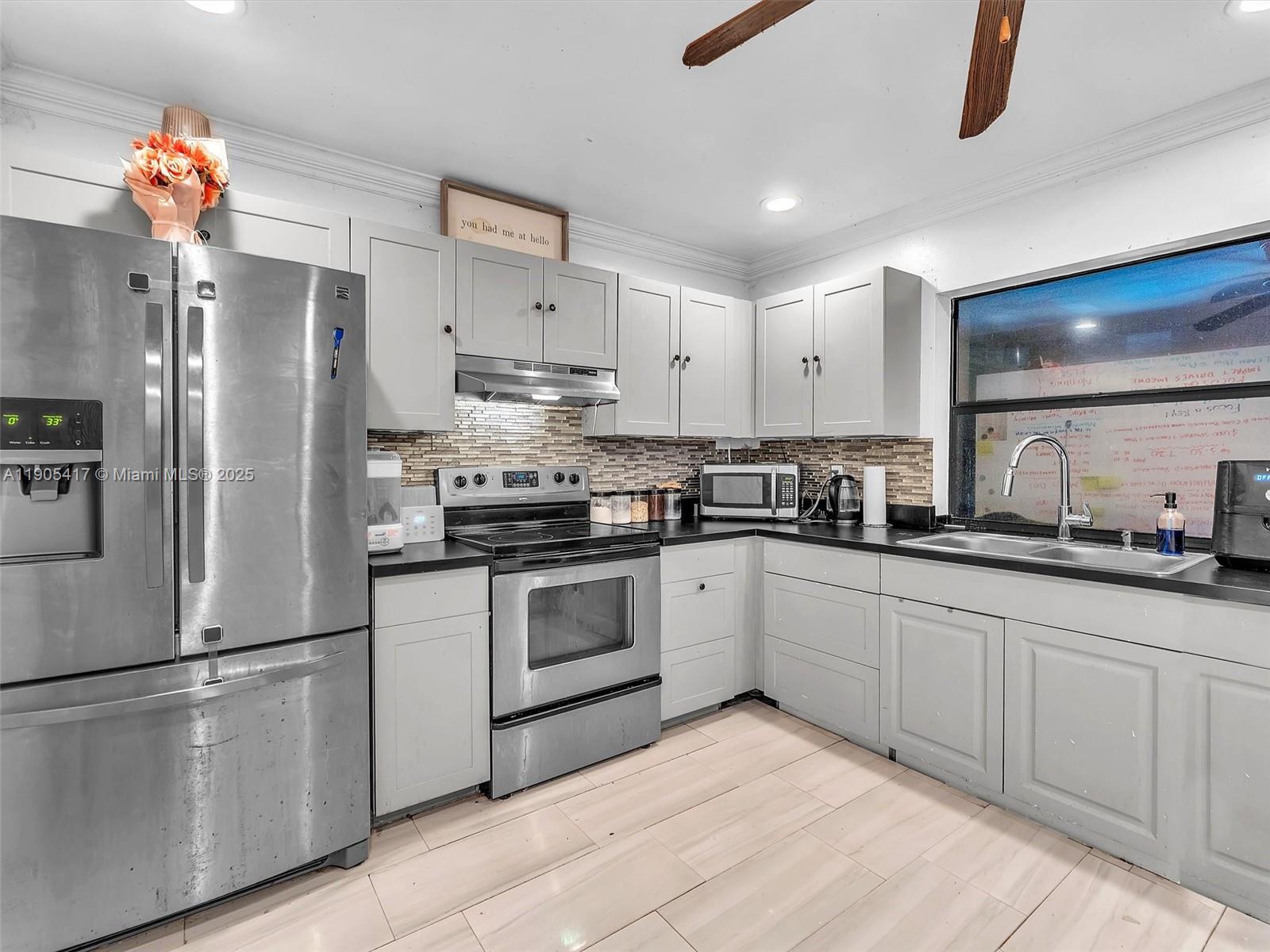 PALM-AIRE AT COCONUT CREE - Residential