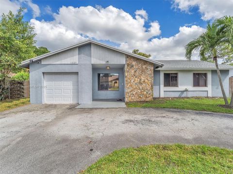 1027 SW 49th Ter Margate FL 33068