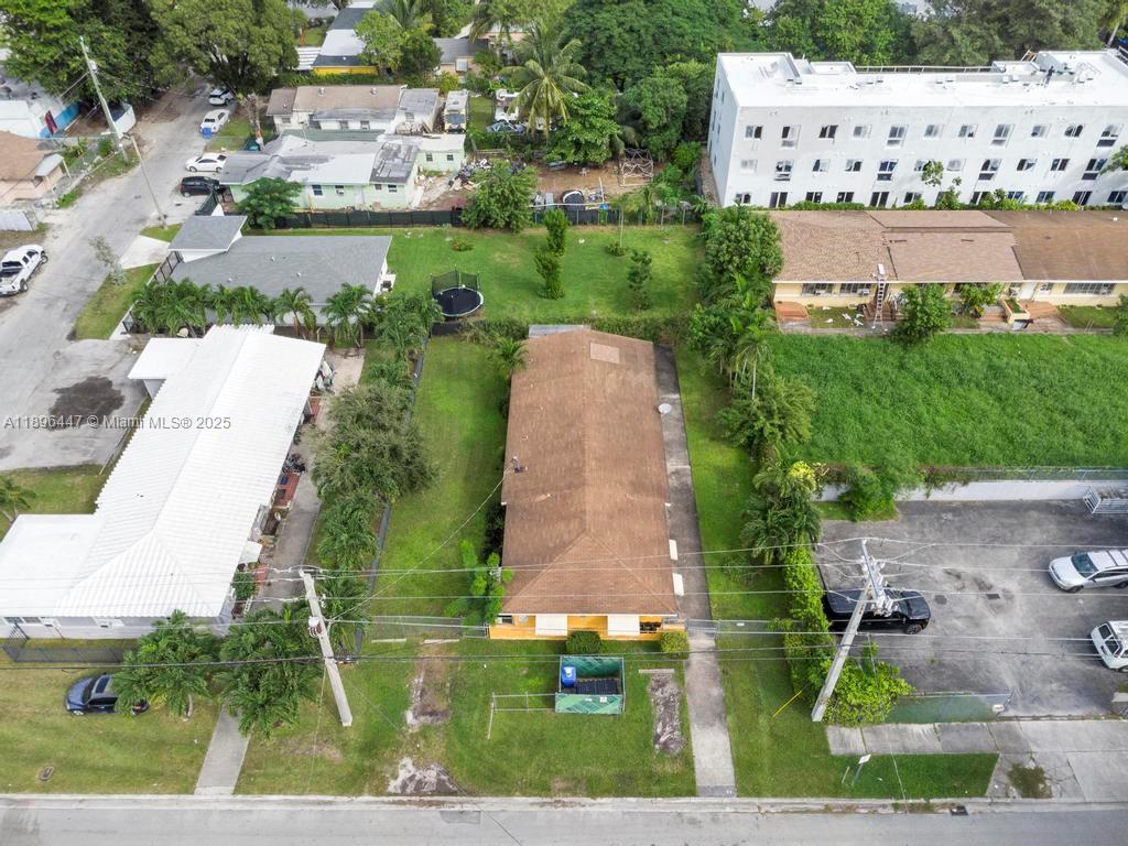 LITTLE RIVER GDNS PB 6-153 - Residential Income