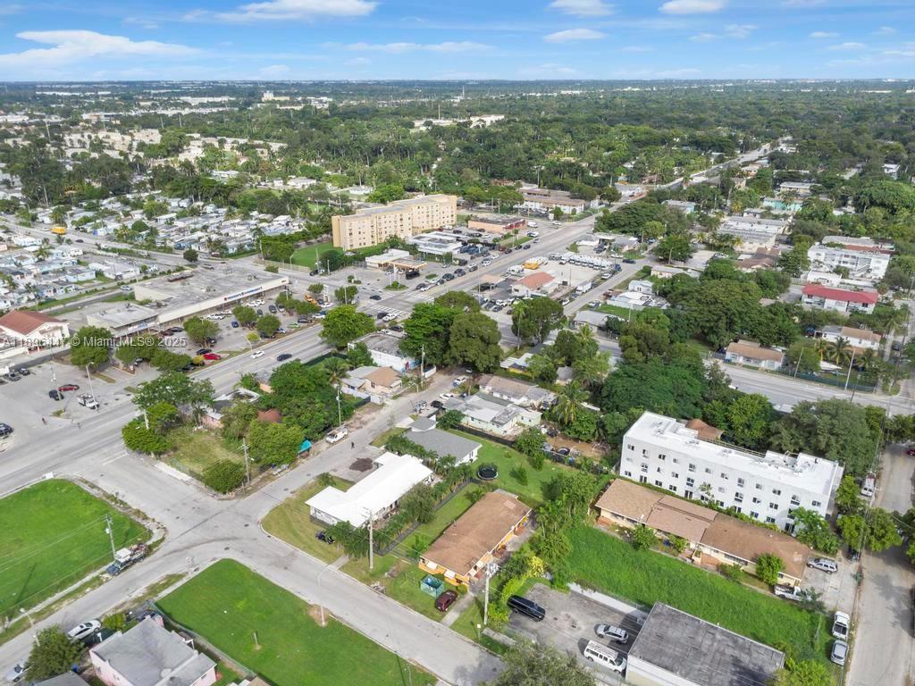 LITTLE RIVER GDNS PB 6-153 - Residential Income