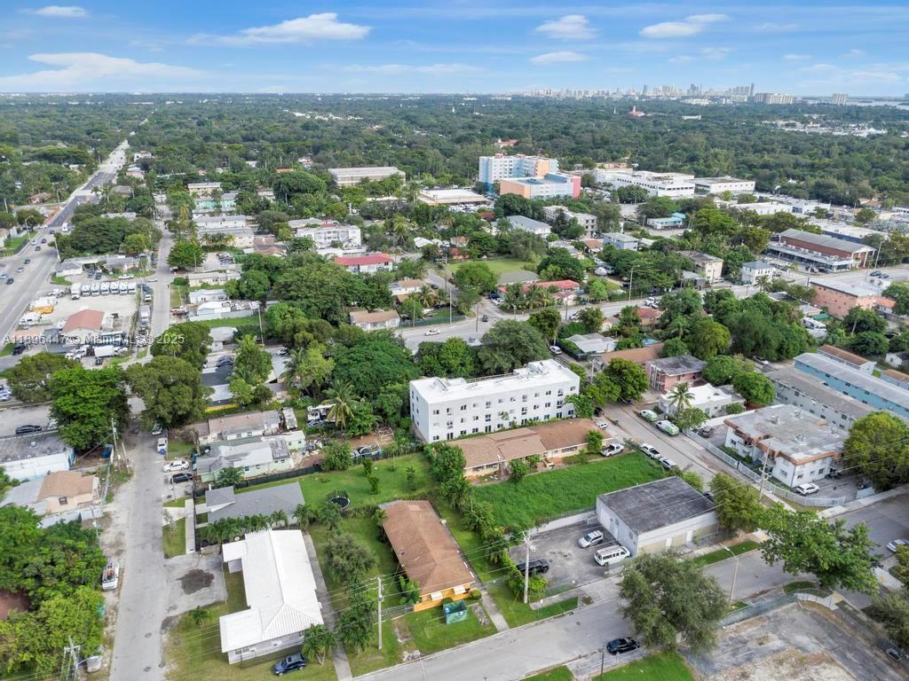 LITTLE RIVER GDNS PB 6-153 - Residential Income