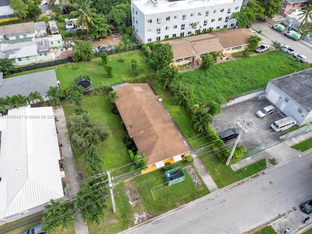 LITTLE RIVER GDNS PB 6-153 - Residential Income