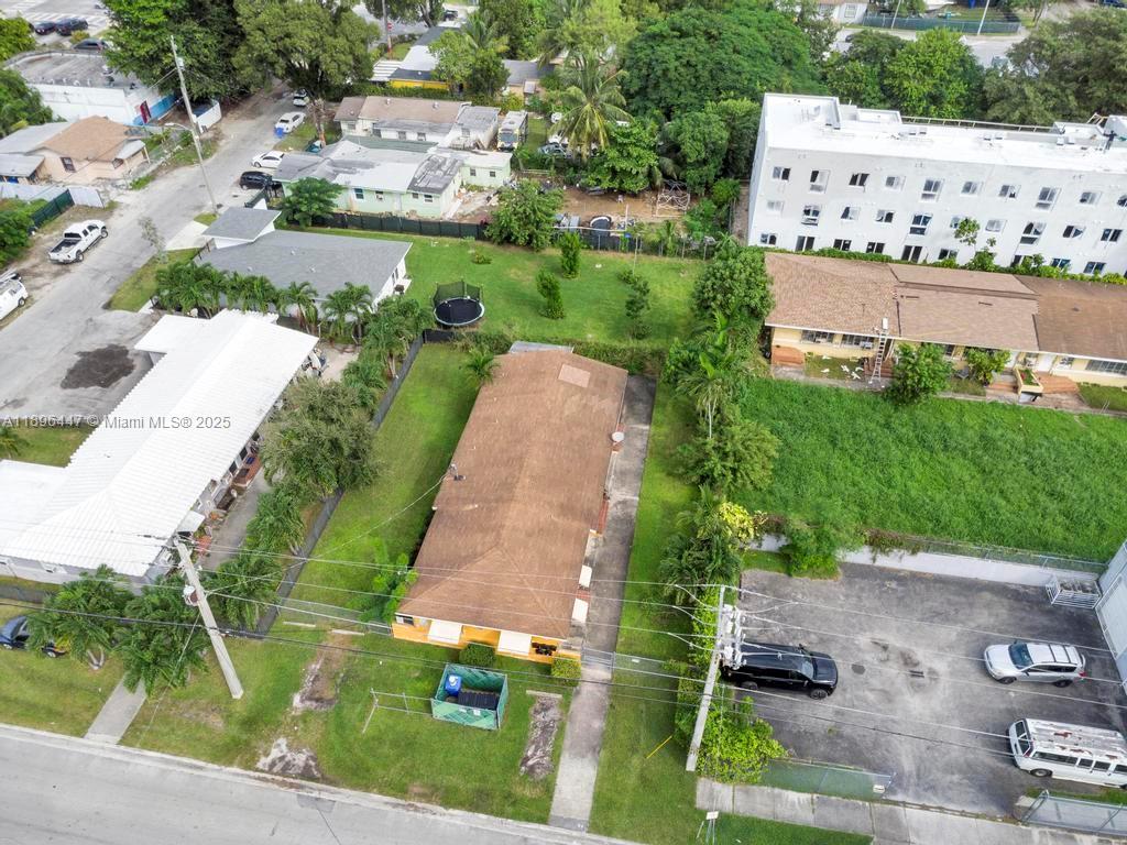 LITTLE RIVER GDNS PB 6-153 - Residential Income