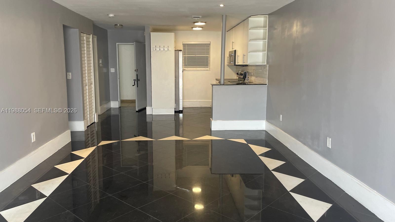 LA MAR BREEZE WATER VIEWS - Residential