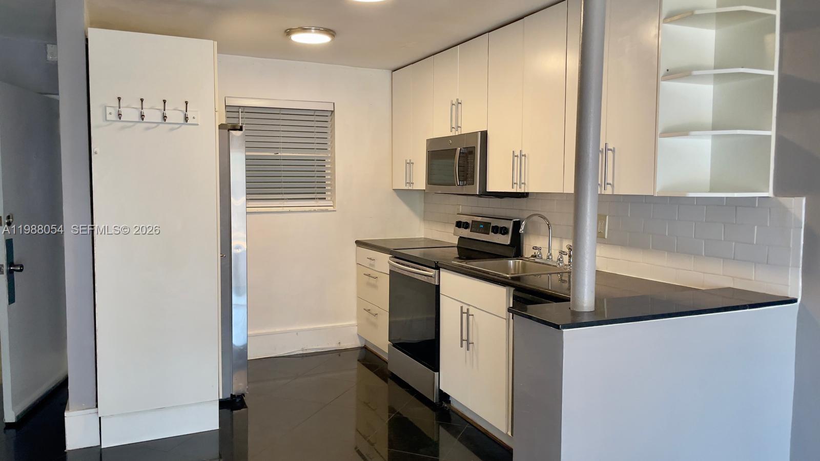 LA MAR BREEZE WATER VIEWS - Residential