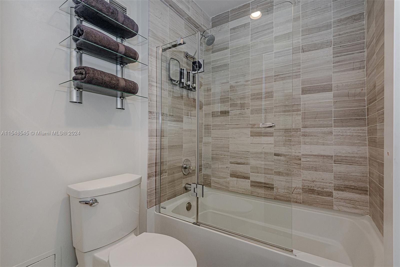 RONEY PALACE CONDO - Residential Lease