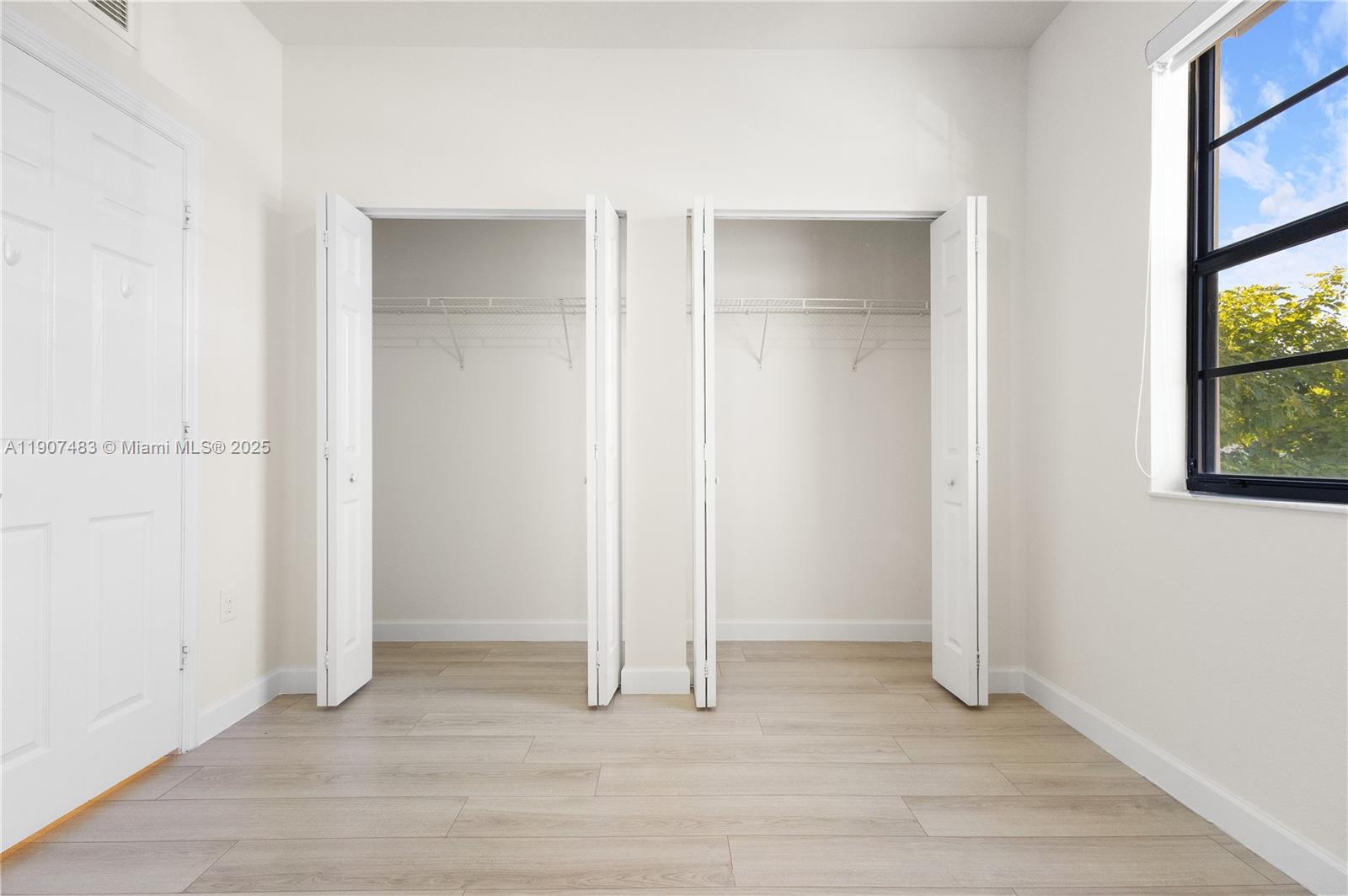 GARDEN ESTATES AT THE HAM - Residential