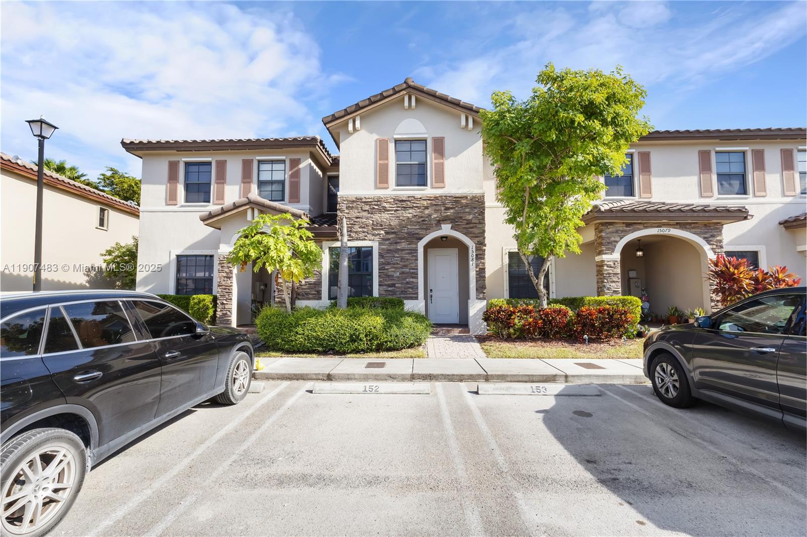 GARDEN ESTATES AT THE HAM - Residential