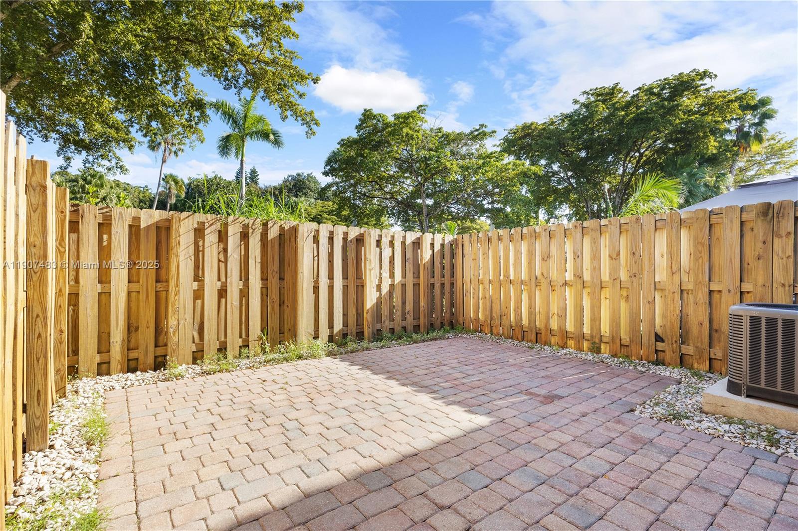 GARDEN ESTATES AT THE HAM - Residential