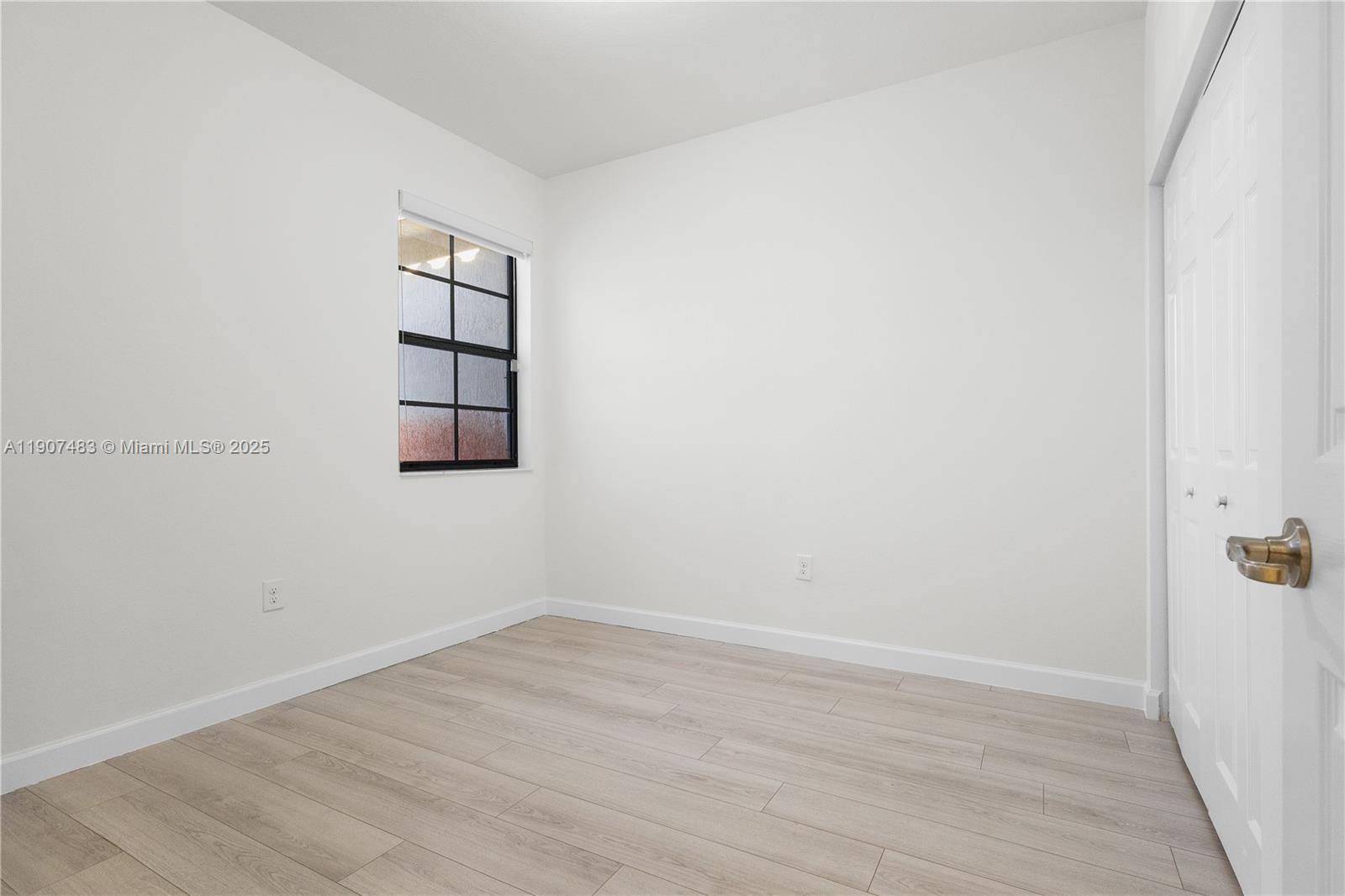 GARDEN ESTATES AT THE HAM - Residential