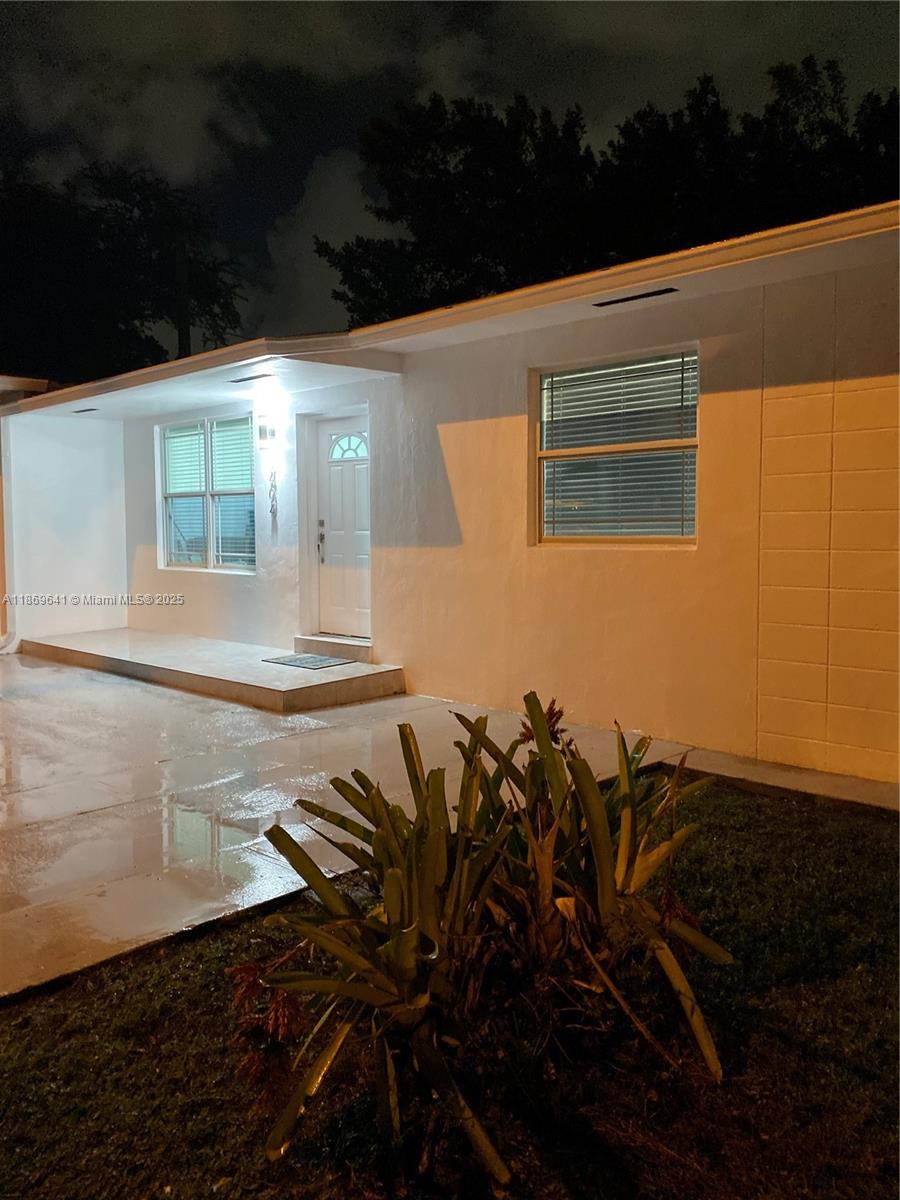 NORTHERN BLVD TRACK - Residential Income