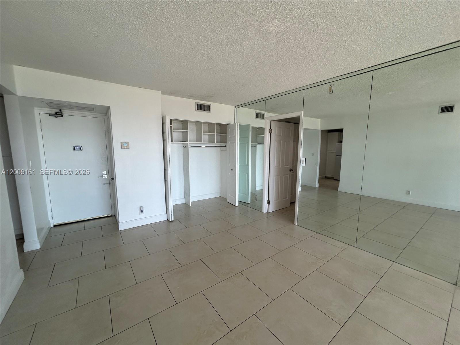 CORONADO CONDO- TOWER II - Residential