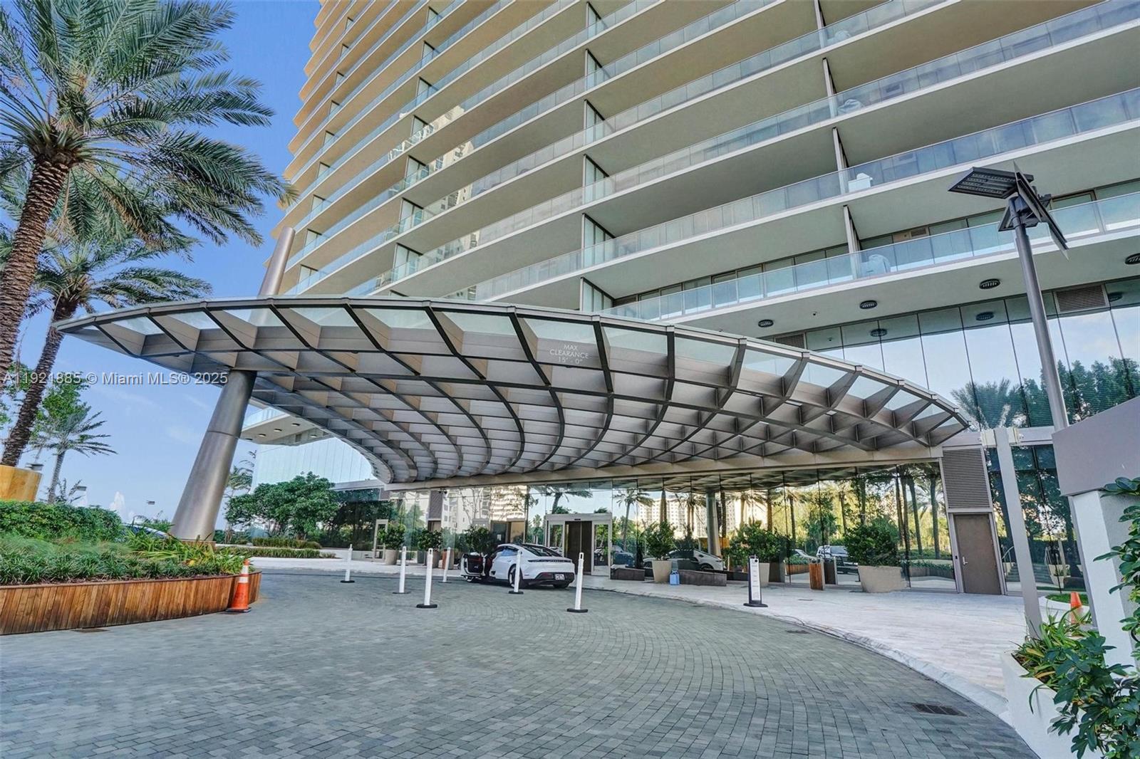 18975 COLLINS CONDO - Residential