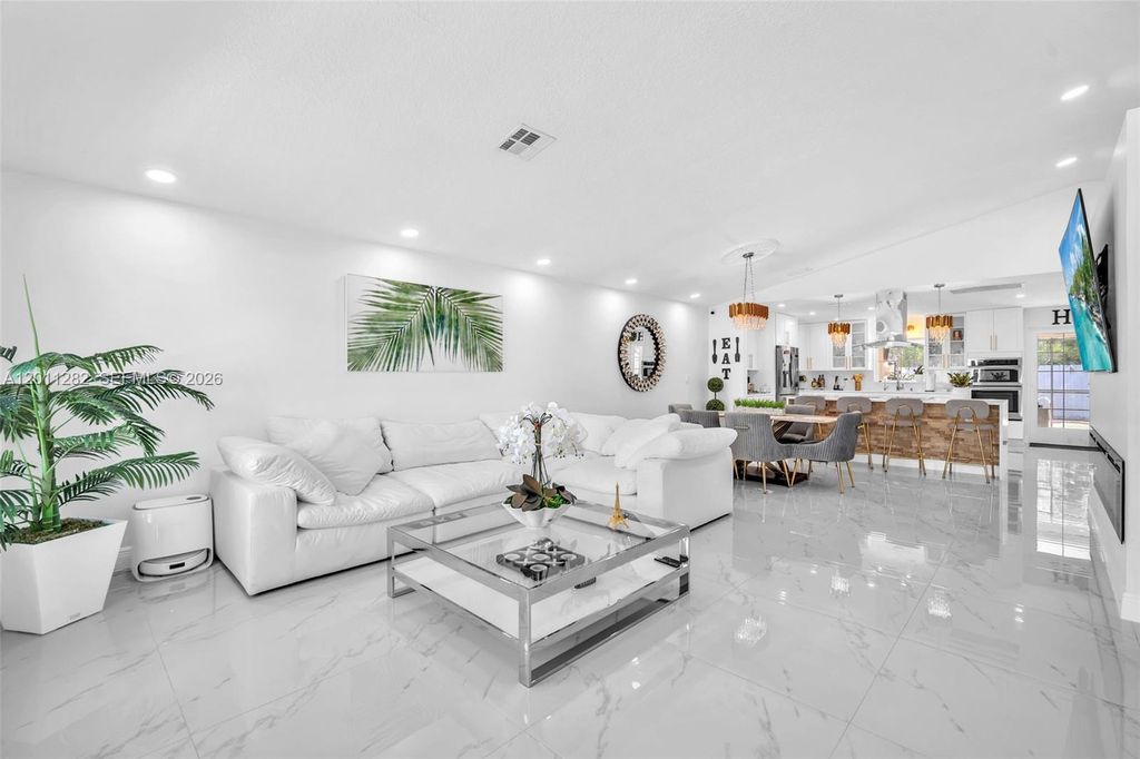 Photo of 252 Malibu Cir #252, Green Acres, FL 33413 (MLS # A12011282)