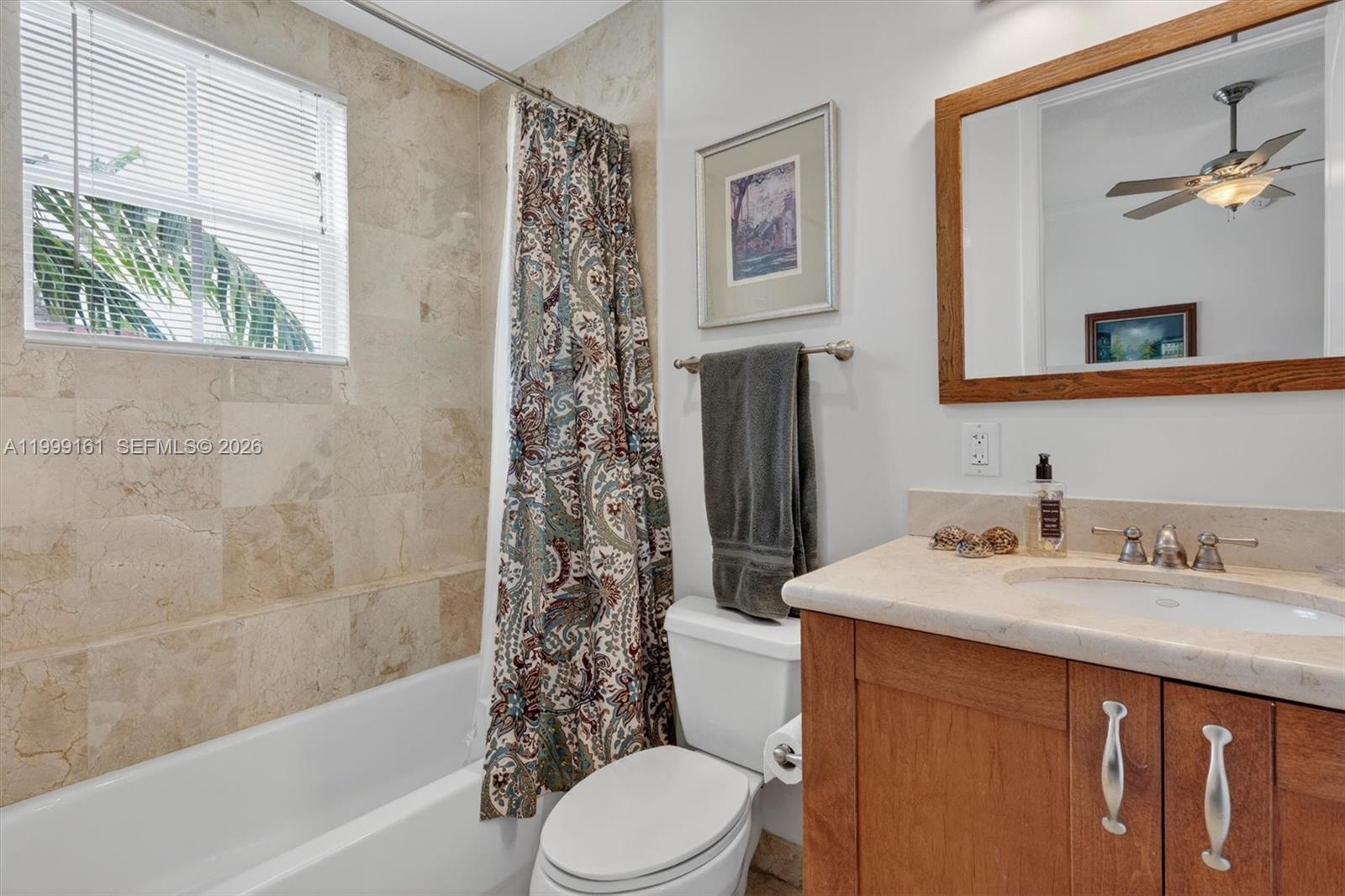 VALENCIA GRANDE CONDO - Residential