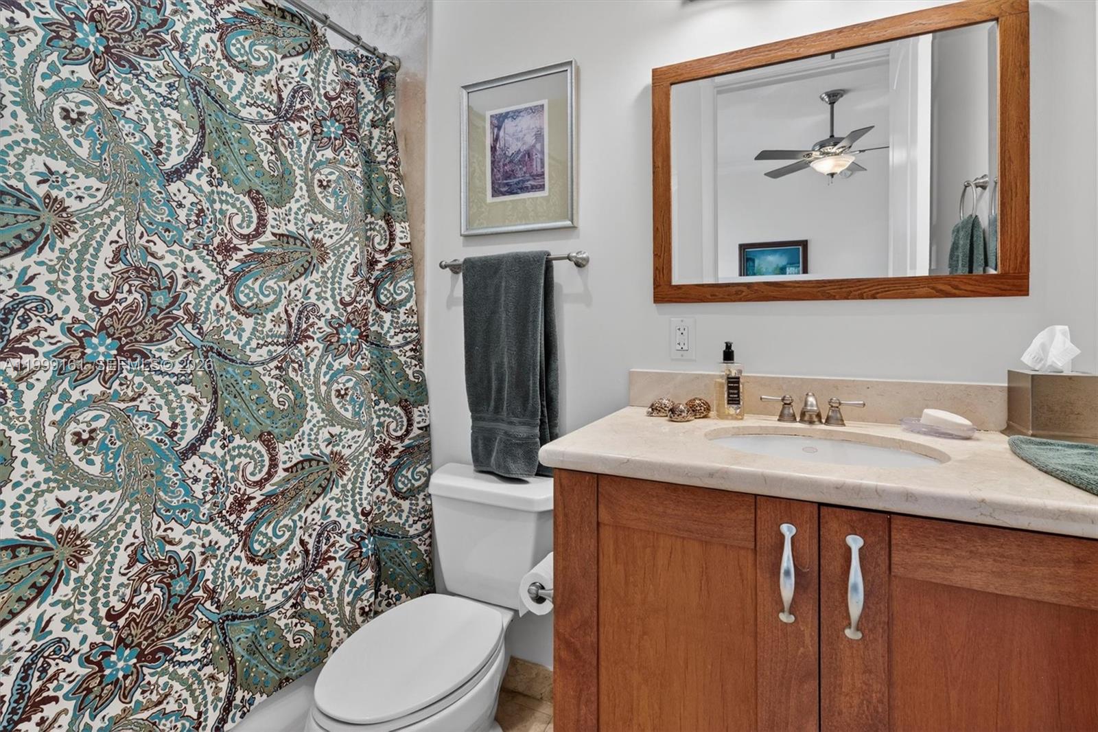 VALENCIA GRANDE CONDO - Residential