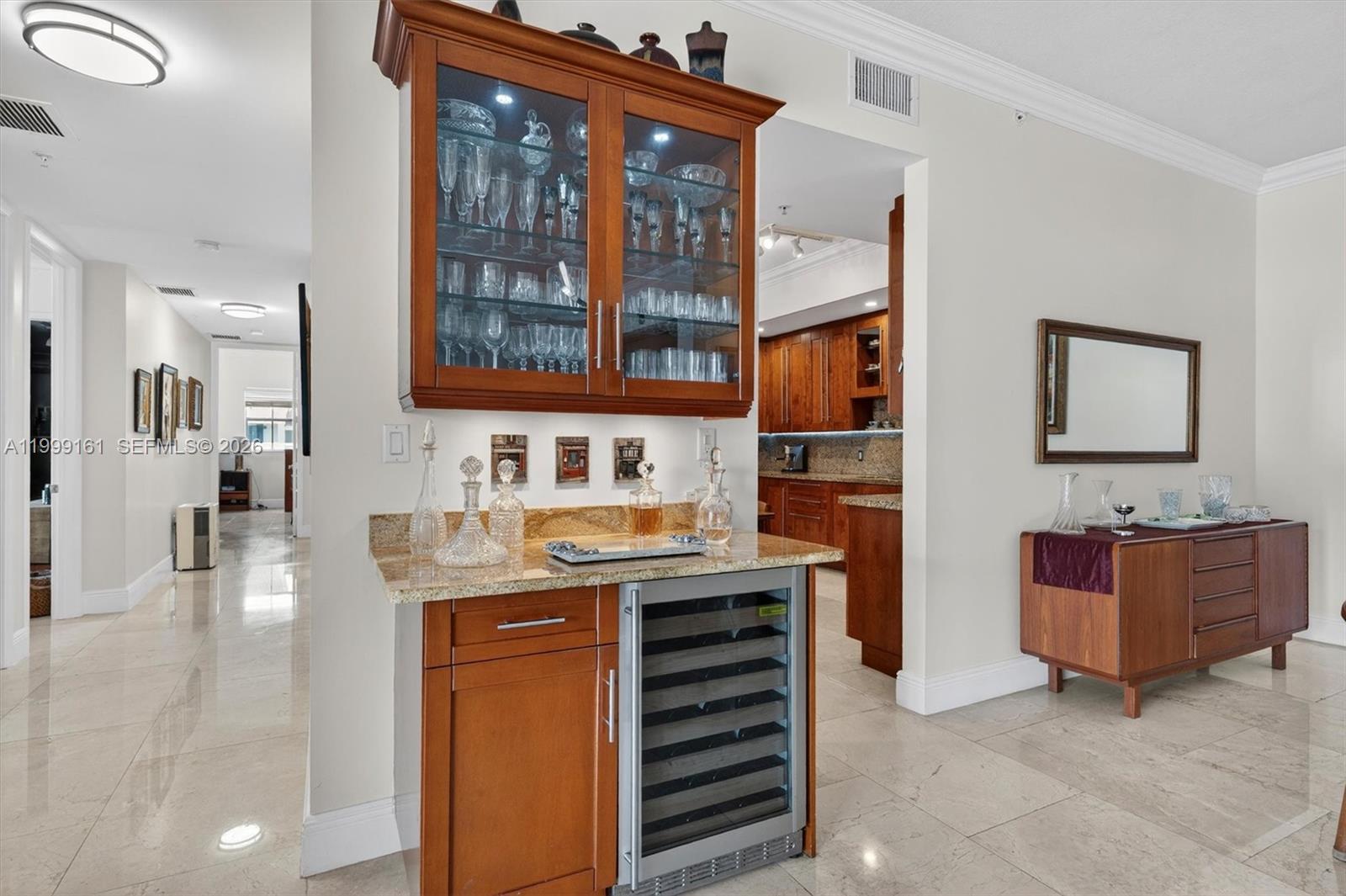 VALENCIA GRANDE CONDO - Residential