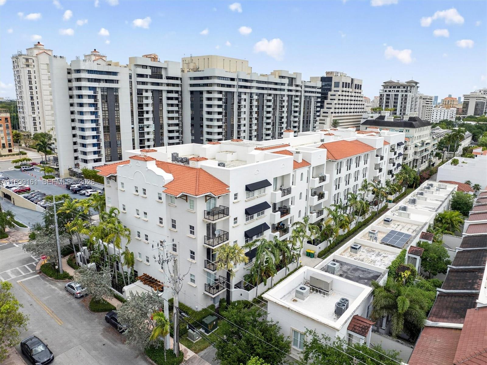VALENCIA GRANDE CONDO - Residential