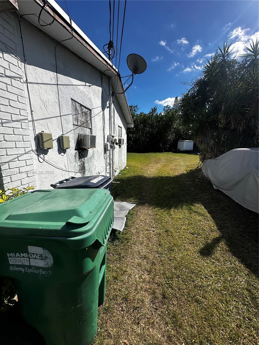 10452 SW 177th St 10452