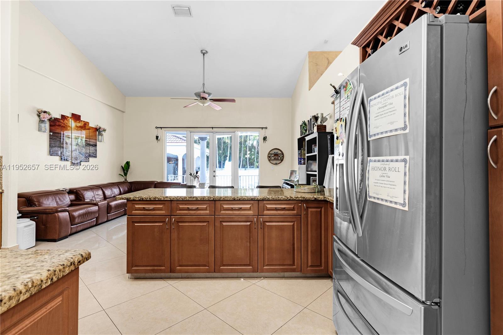 ESTATE MANSIONS - Residential