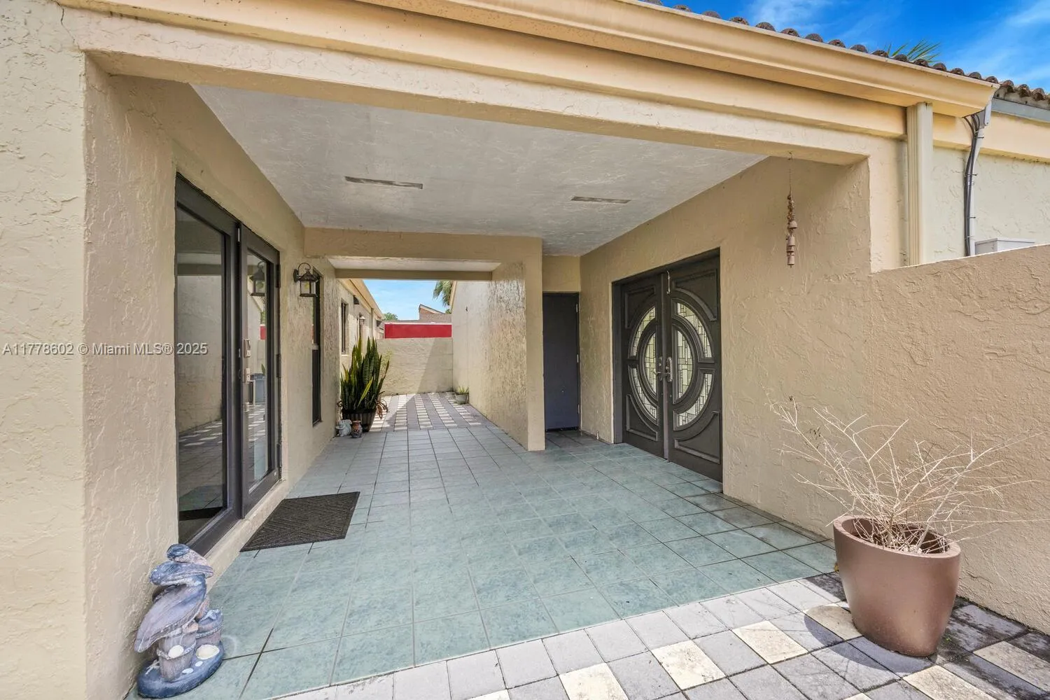 Miami, Florida 33187, United States, 3 Bedrooms Bedrooms, ,2 BathroomsBathrooms,Residential,Pending,106587