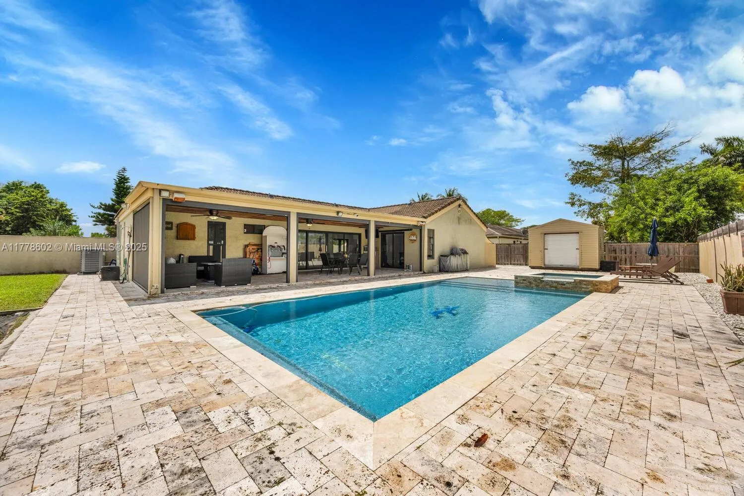 Miami, Florida 33187, United States, 3 Bedrooms Bedrooms, ,2 BathroomsBathrooms,Residential,Pending,106587