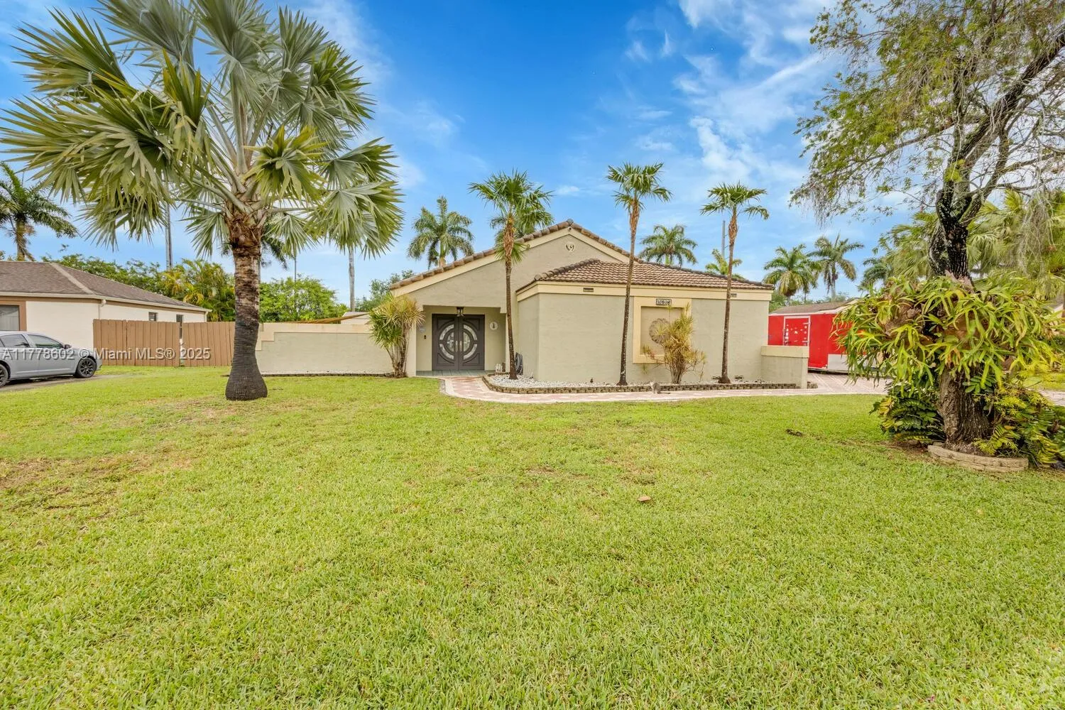 Miami, Florida 33187, United States, 3 Bedrooms Bedrooms, ,2 BathroomsBathrooms,Residential,Pending,106587