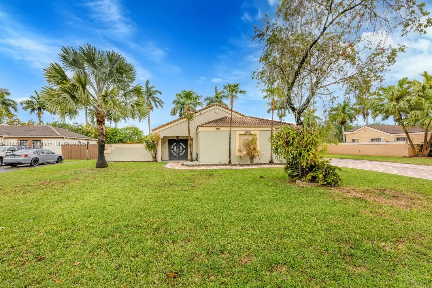 Miami, Florida 33187, United States, 3 Bedrooms Bedrooms, ,2 BathroomsBathrooms,Residential,Pending,106587