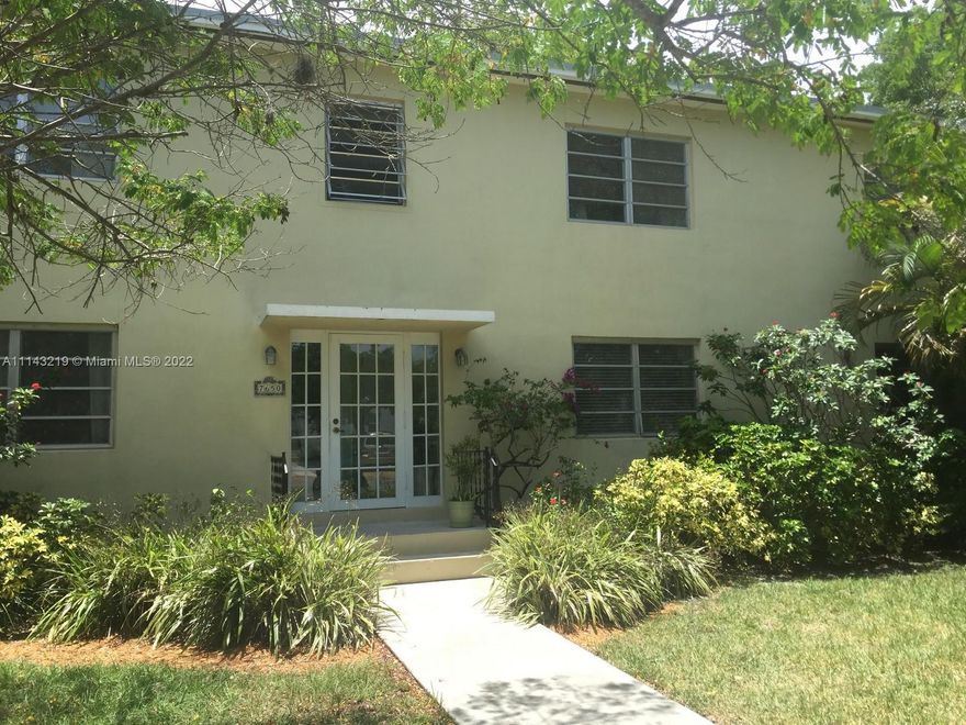 Beautiful 2 bedroom/1 bathroom on first floor at Rene Condos in South Miami/High Pines. Light and bright unit with open living/dining room, beautiful hardwood and tile floors throughout, easy parking, swimming pool, washer and dryer in unit plus a clean laundry facility. . Enjoy the tranquility of this quiet neighborhood that is located within a short distance to Sunset Place Mall, University of Miami, dining, shopping, excellent schools, and places of worship. This won't last! Tenant occupied until January 31st.