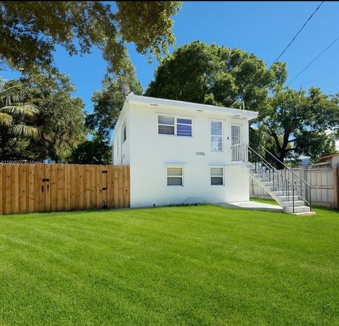 CASH BACK AT CLOSING 3376 NW 49th St Miami FL 33142