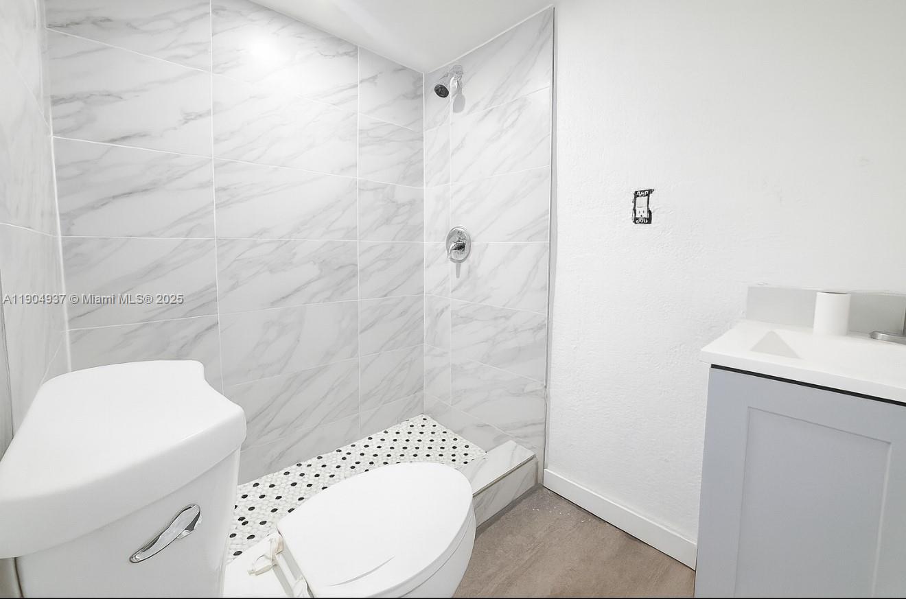 SEMINOLE LAWN - Residential Income