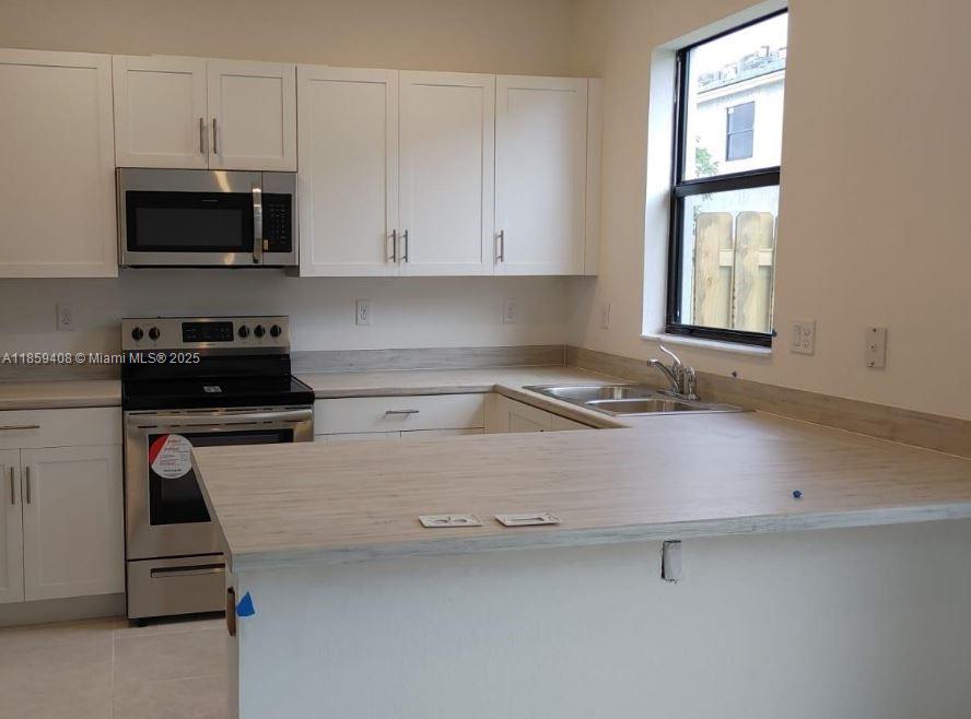 PINE VISTA BY LENNAR - Residential