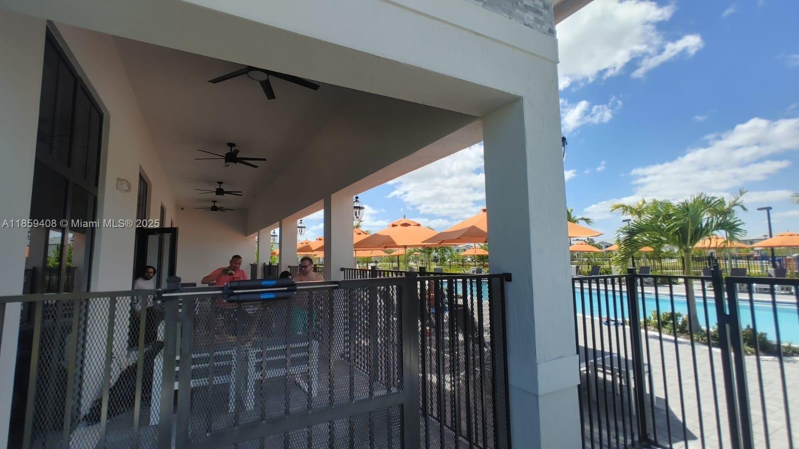 PINE VISTA BY LENNAR - Residential