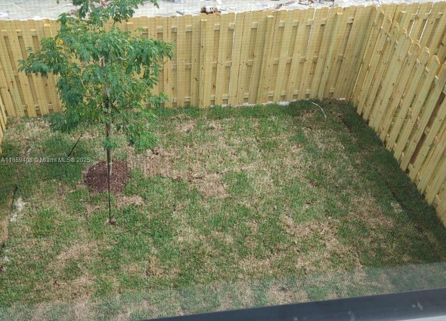 PINE VISTA BY LENNAR - Residential