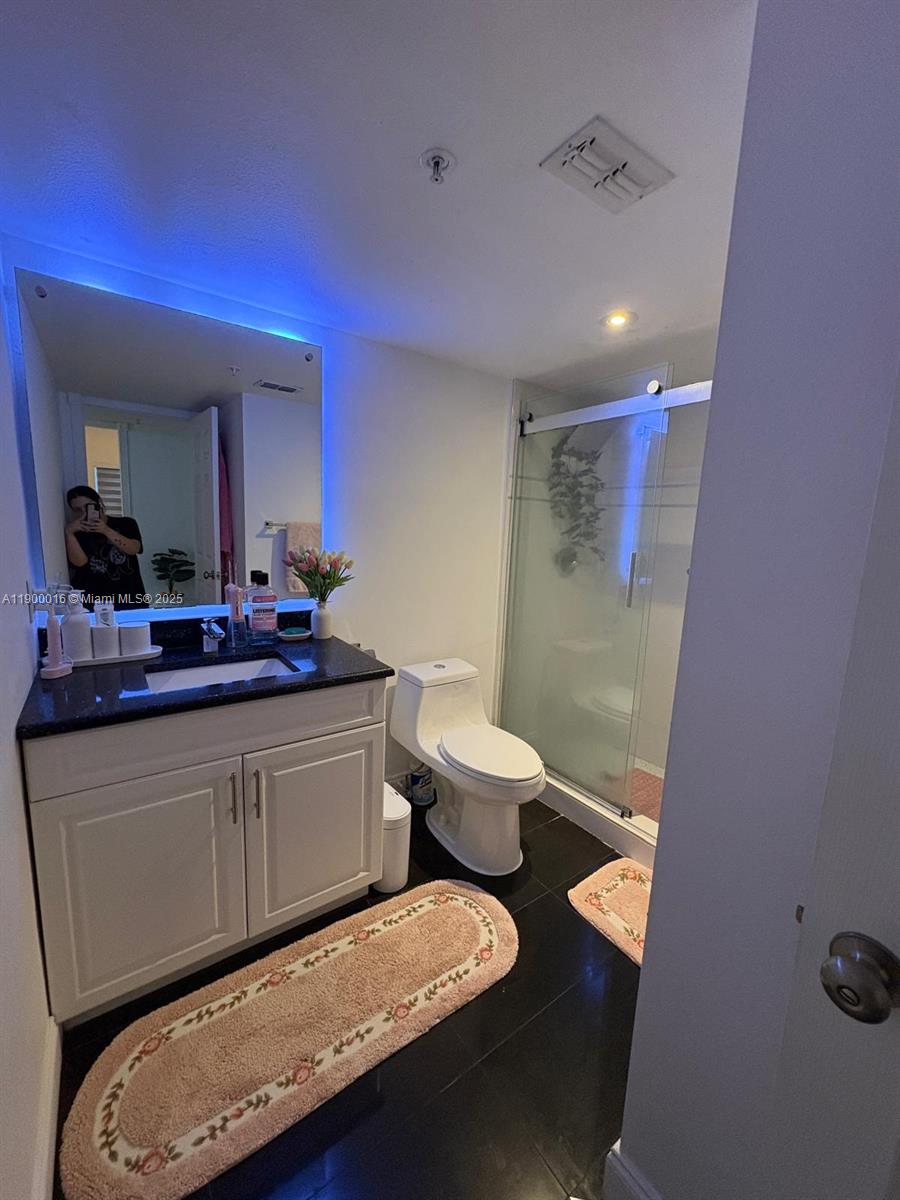 ENCLAVE AT DORAL CONDO NO - Residential Lease