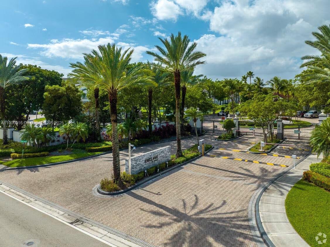 ENCLAVE AT DORAL CONDO NO - Residential Lease