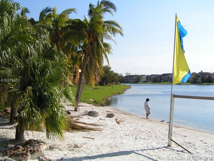 THE BEACH CLUB FONTAINEBL - Residential Lease