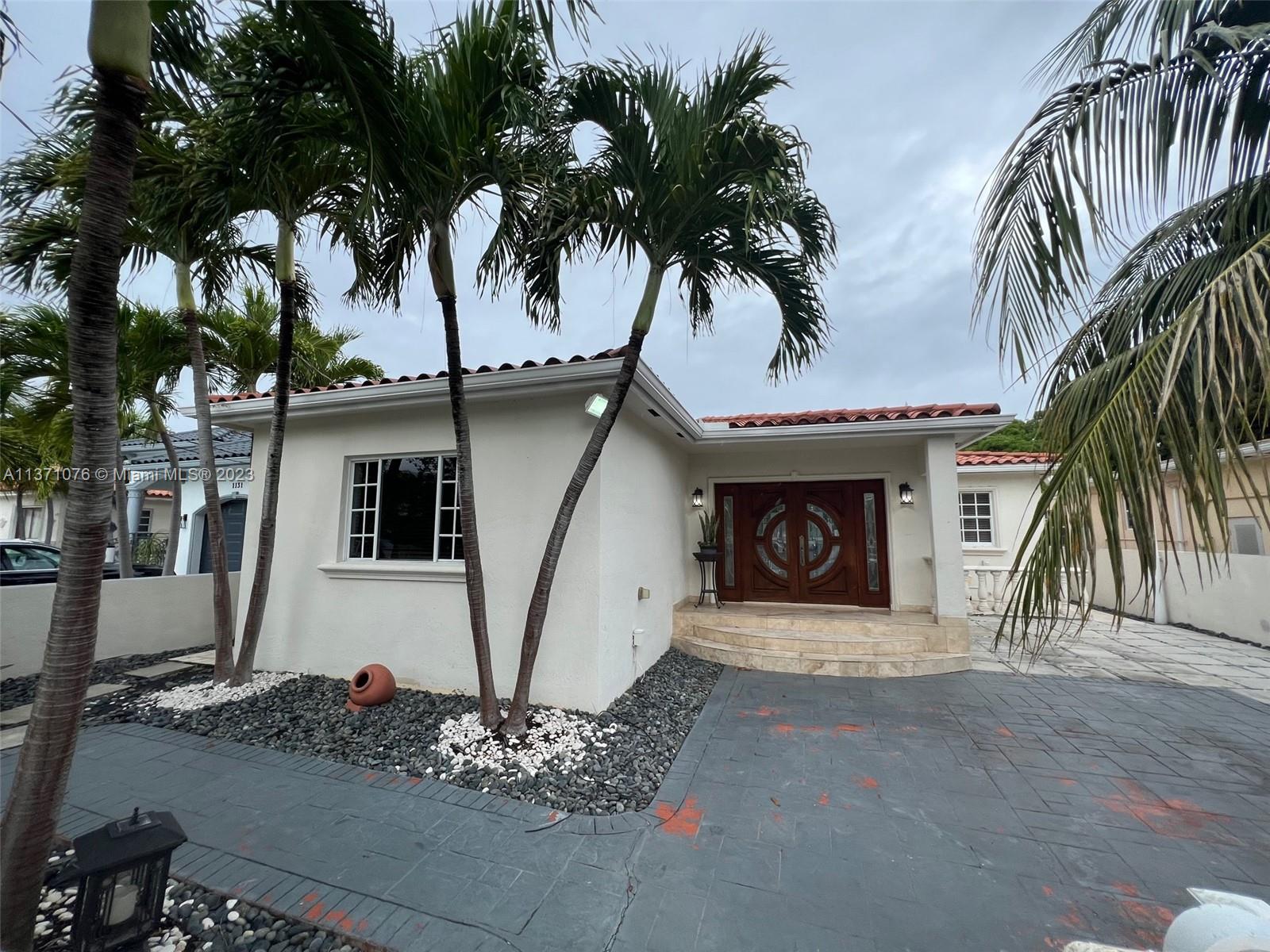 BISCAYNE BEACH-2ND ADDN - Residential