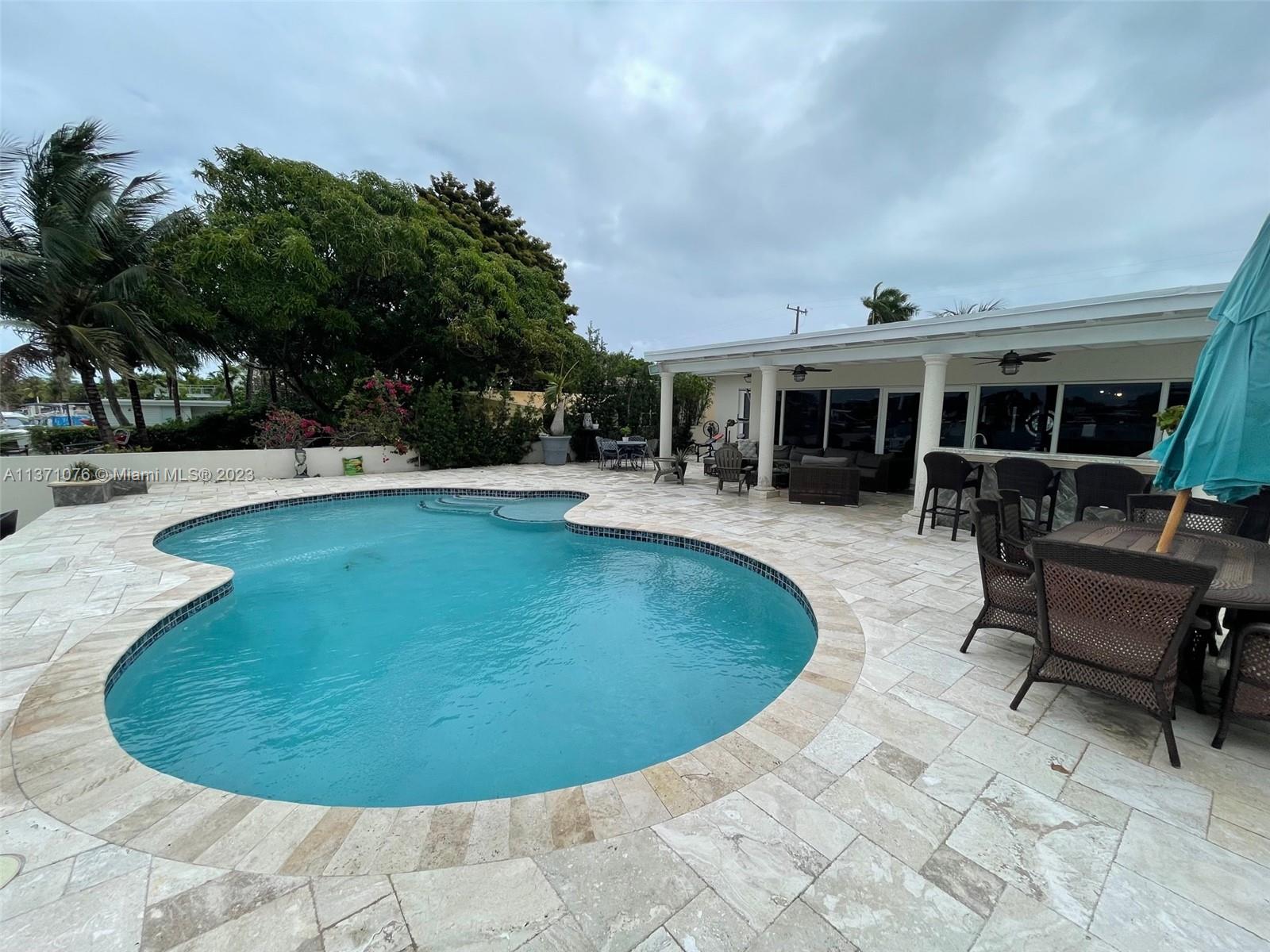 BISCAYNE BEACH-2ND ADDN - Residential