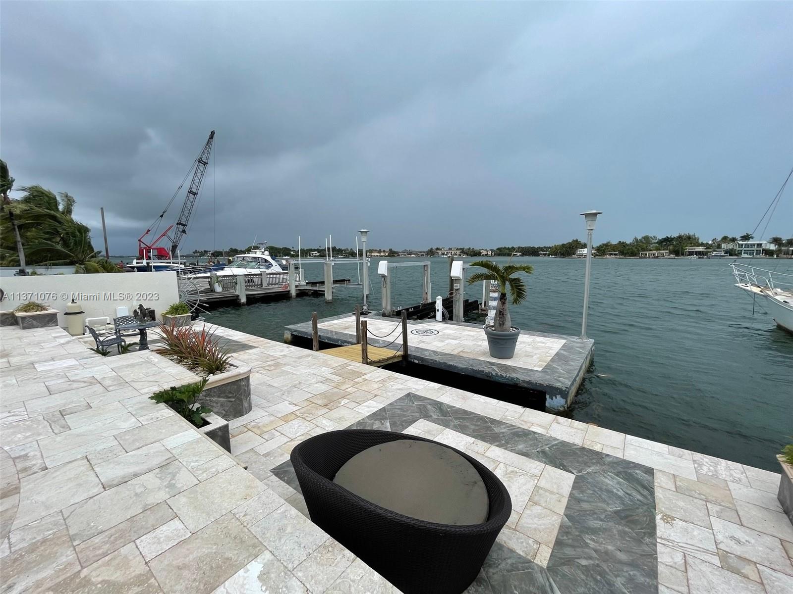 BISCAYNE BEACH-2ND ADDN - Residential