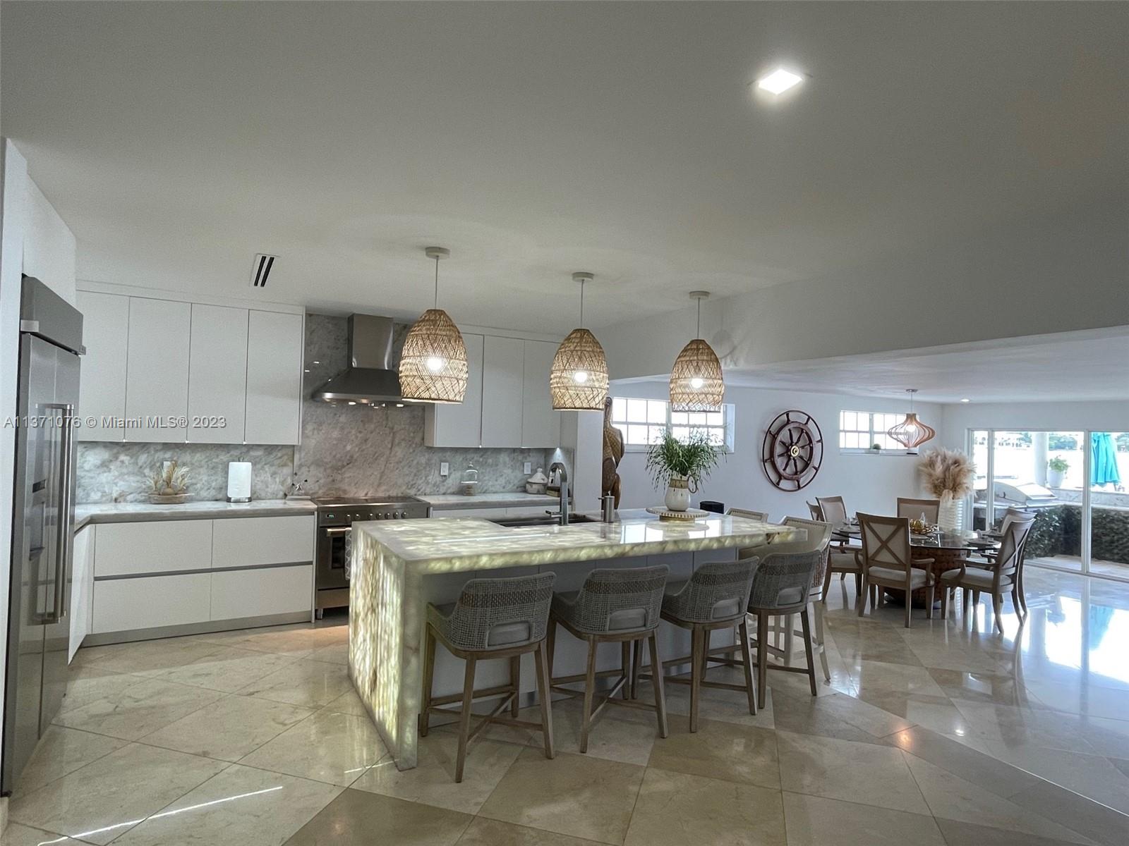 BISCAYNE BEACH-2ND ADDN - Residential