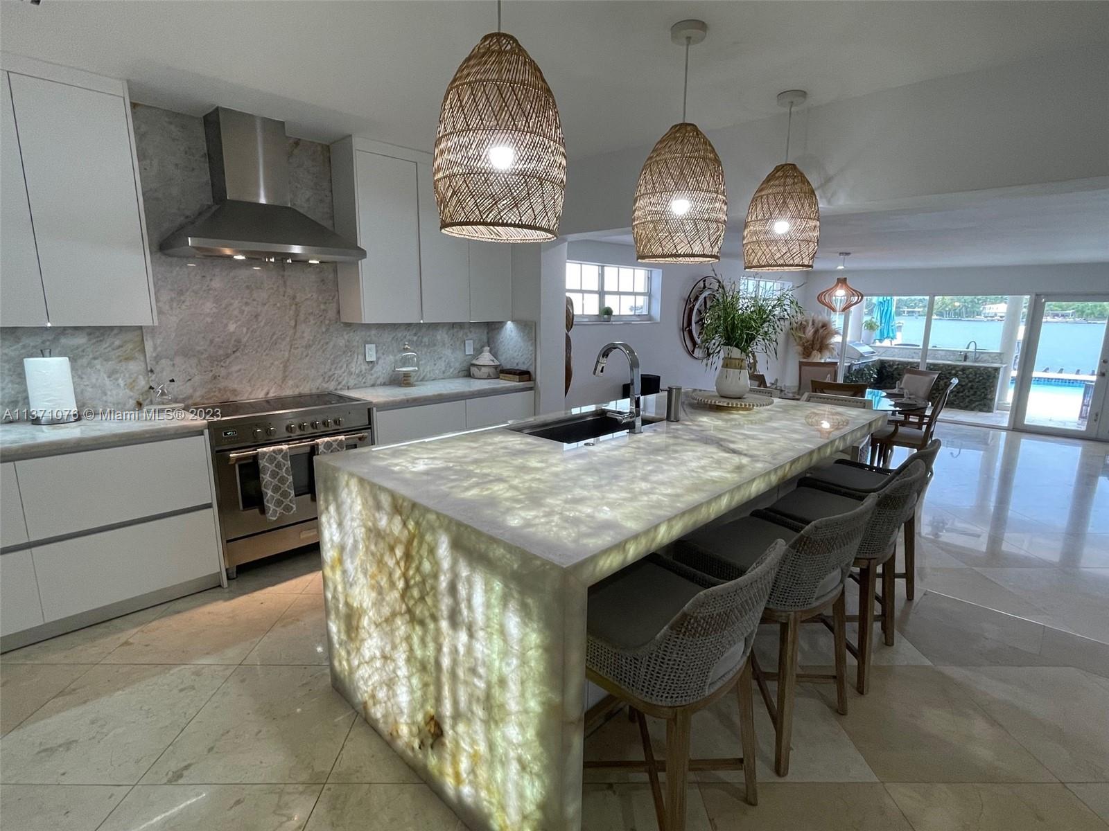 BISCAYNE BEACH-2ND ADDN - Residential