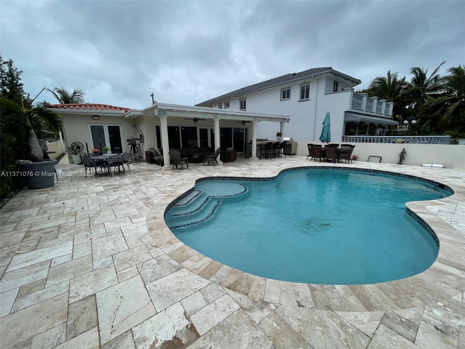 BISCAYNE BEACH-2ND ADDN - Residential